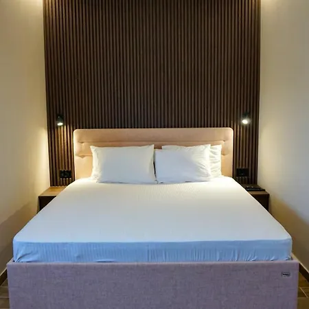 Pool Lena - King Size 12 Lägenhet *