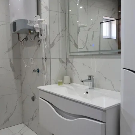 Pool Lena - King Size 12