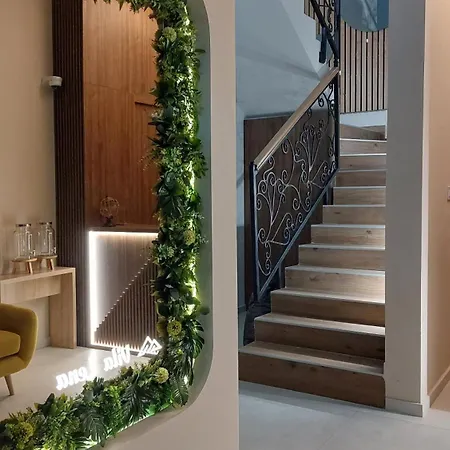 Pool Lena - King Size 12 *