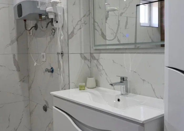 Pool Lena - King Size 12